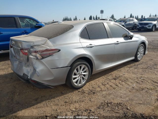 Photo 3 VIN: 4T1C11AK7NU617634 - TOYOTA CAMRY 