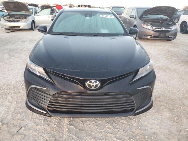 Photo 4 VIN: 4T1C11AK7NU656787 - TOYOTA CAMRY LE 