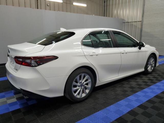 Photo 2 VIN: 4T1C11AK7NU679339 - TOYOTA CAMRY LE 