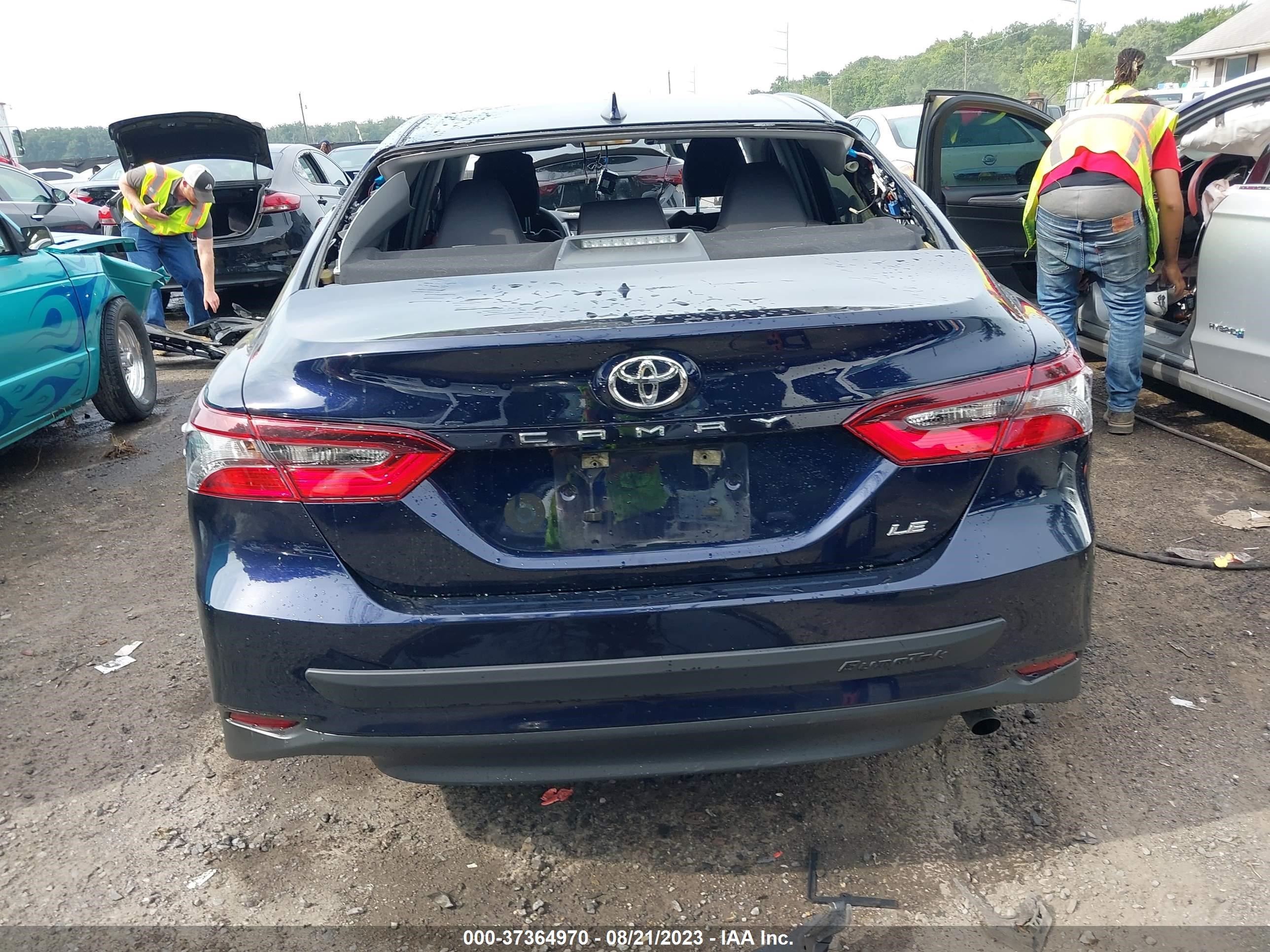 Photo 16 VIN: 4T1C11AK7NU690132 - TOYOTA CAMRY 