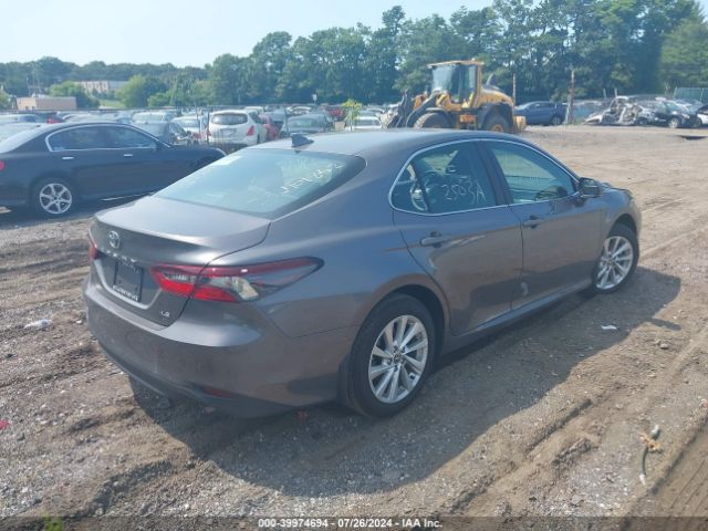 Photo 3 VIN: 4T1C11AK7PU120845 - TOYOTA CAMRY 