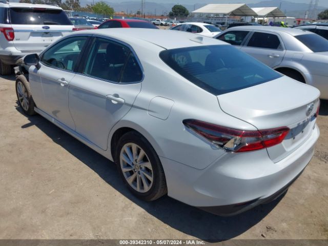 Photo 2 VIN: 4T1C11AK7PU125155 - TOYOTA CAMRY 