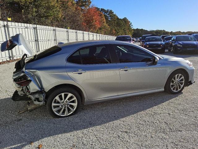 Photo 2 VIN: 4T1C11AK7PU155045 - TOYOTA CAMRY LE 