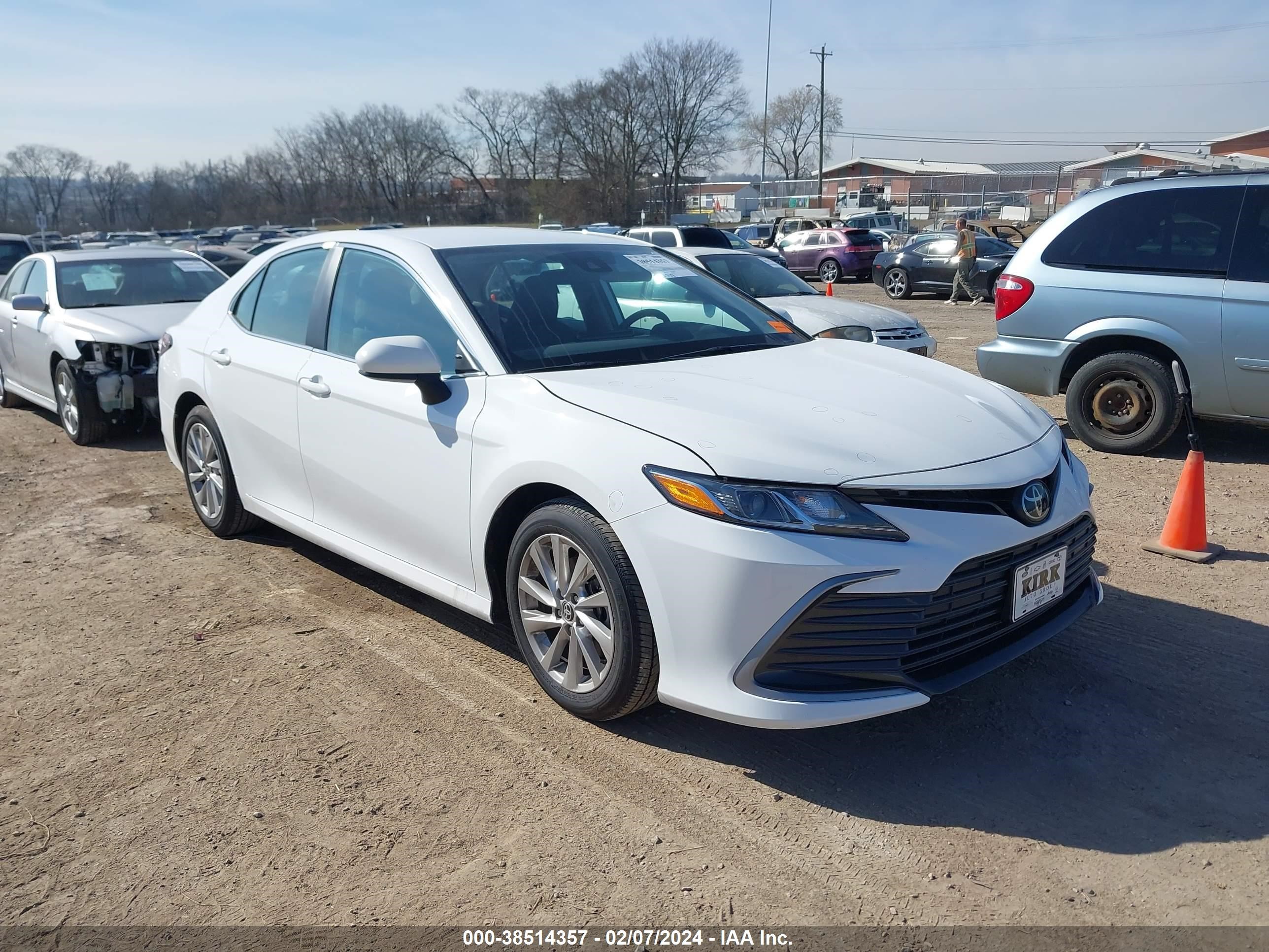 Photo 0 VIN: 4T1C11AK7PU743589 - TOYOTA CAMRY 