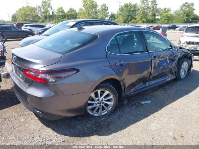 Photo 3 VIN: 4T1C11AK7PU768766 - TOYOTA CAMRY 