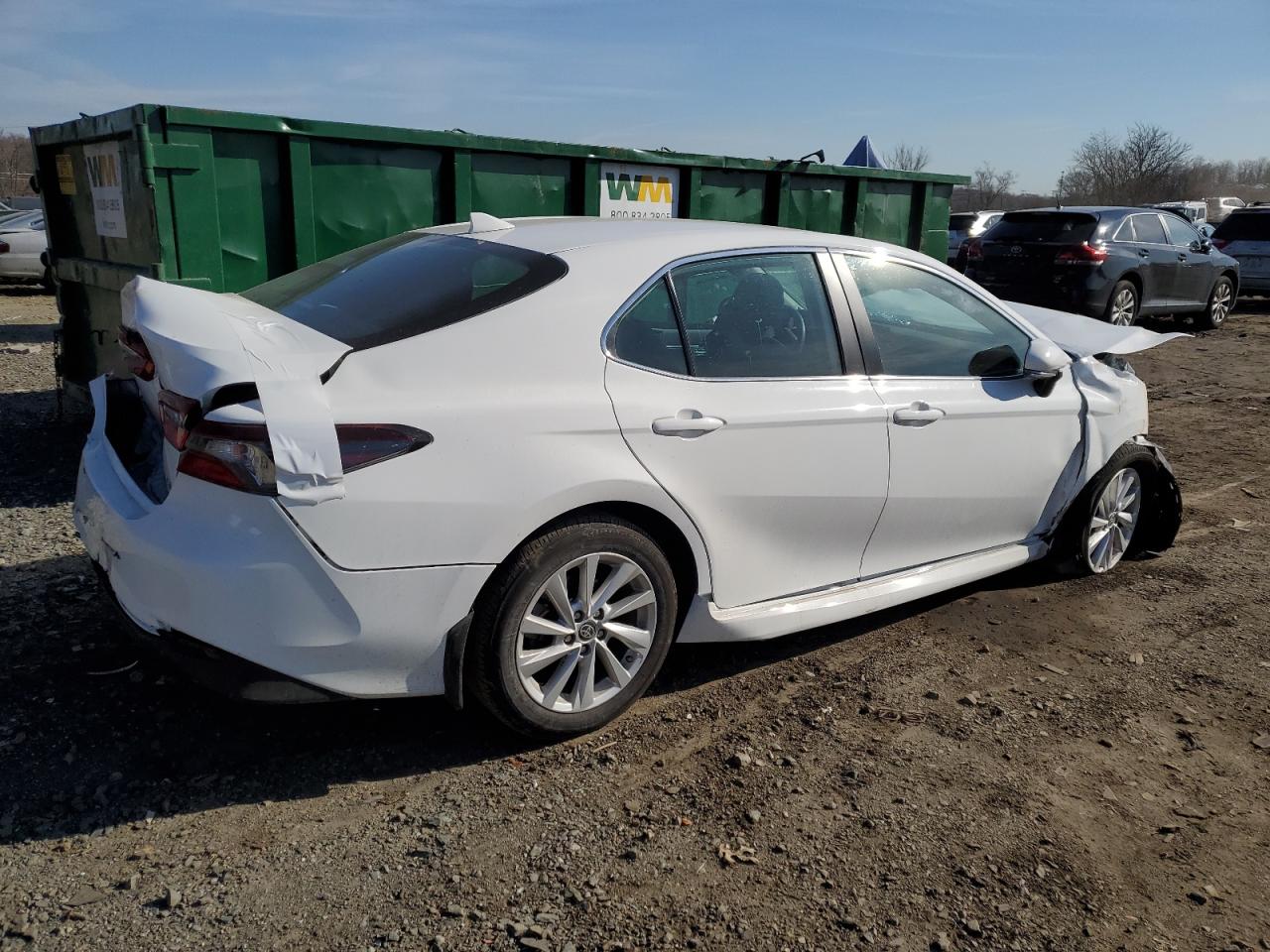 Photo 2 VIN: 4T1C11AK7PU820106 - TOYOTA CAMRY 