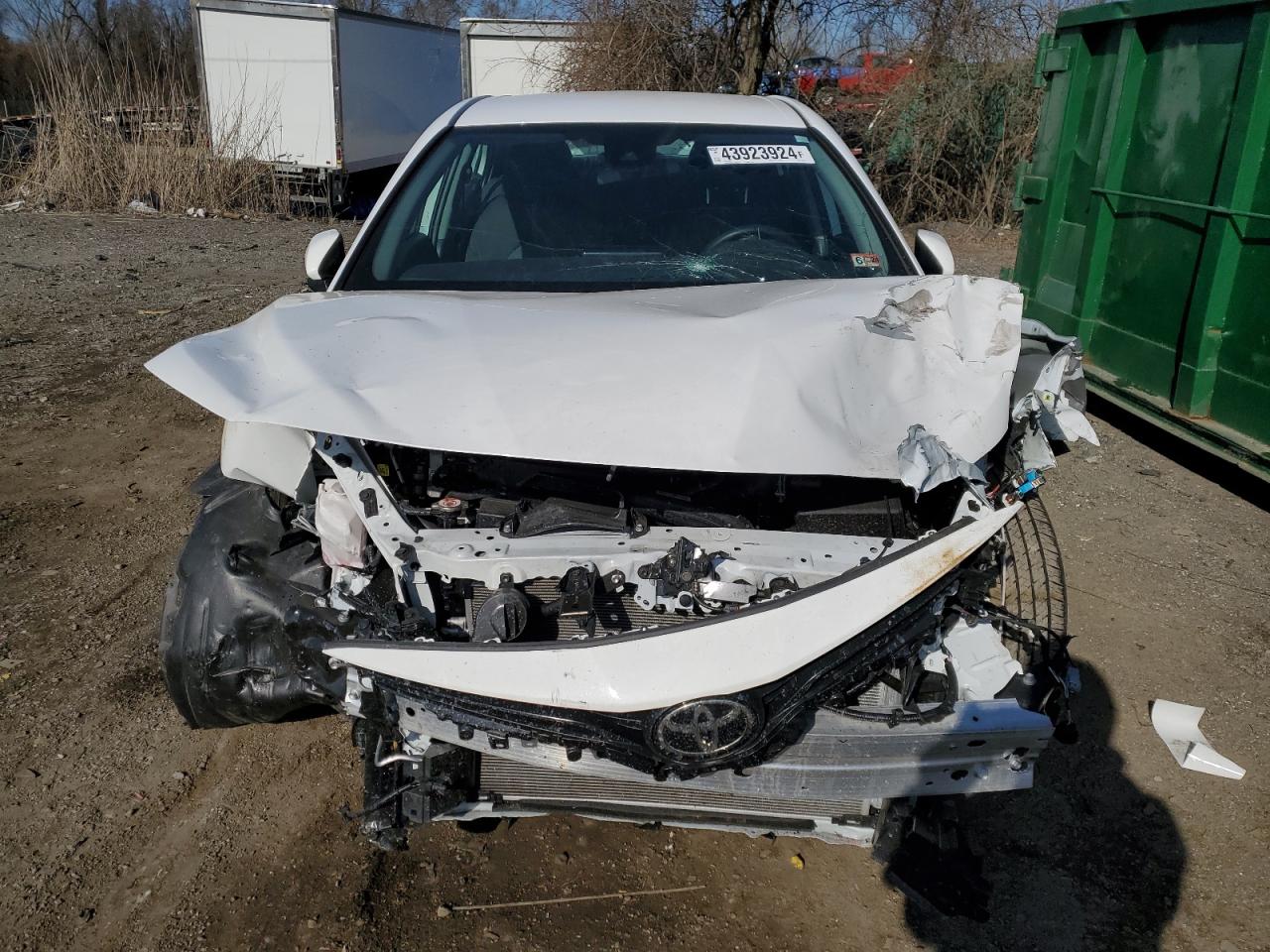 Photo 4 VIN: 4T1C11AK7PU820106 - TOYOTA CAMRY 