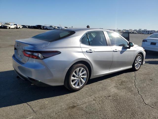 Photo 2 VIN: 4T1C11AK7RU904476 - TOYOTA CAMRY LE 