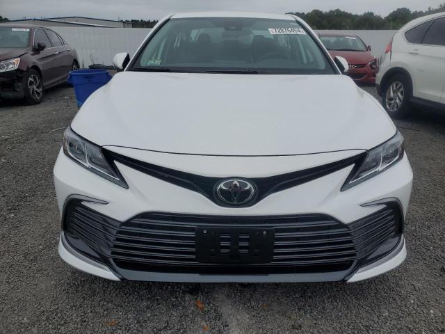 Photo 4 VIN: 4T1C11AK7RU918541 - TOYOTA CAMRY LE 