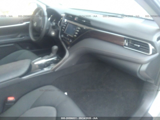 Photo 4 VIN: 4T1C11AK8LU316836 - TOYOTA CAMRY 