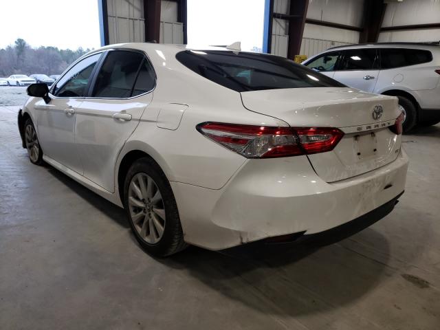 Photo 2 VIN: 4T1C11AK8LU903229 - TOYOTA CAMRY LE 