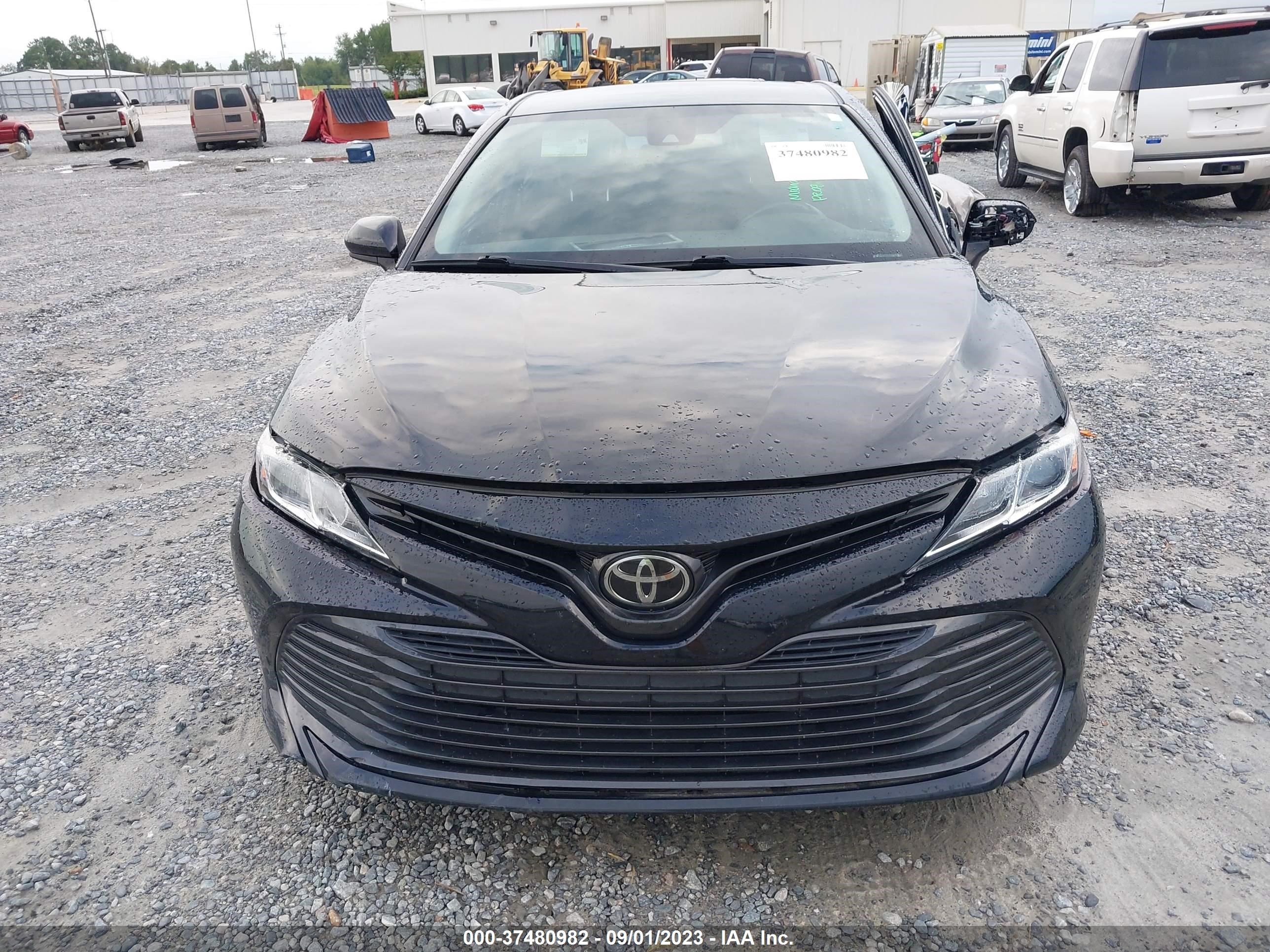 Photo 11 VIN: 4T1C11AK8LU935713 - TOYOTA CAMRY 