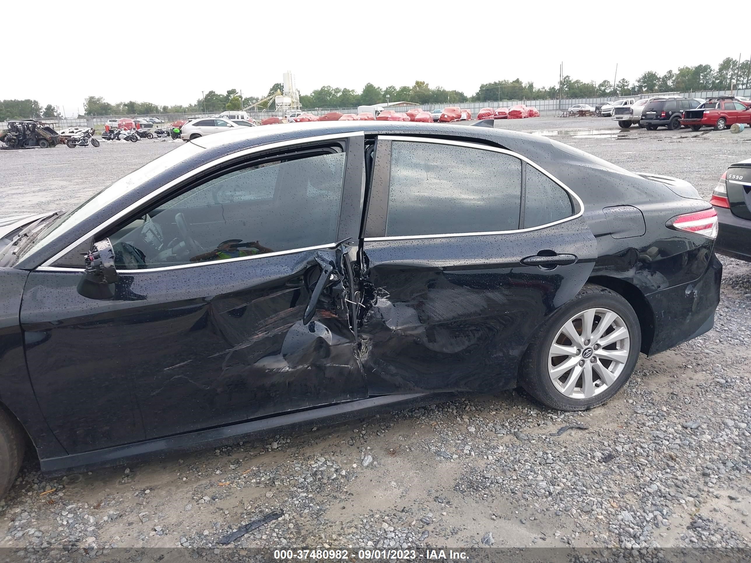 Photo 5 VIN: 4T1C11AK8LU935713 - TOYOTA CAMRY 