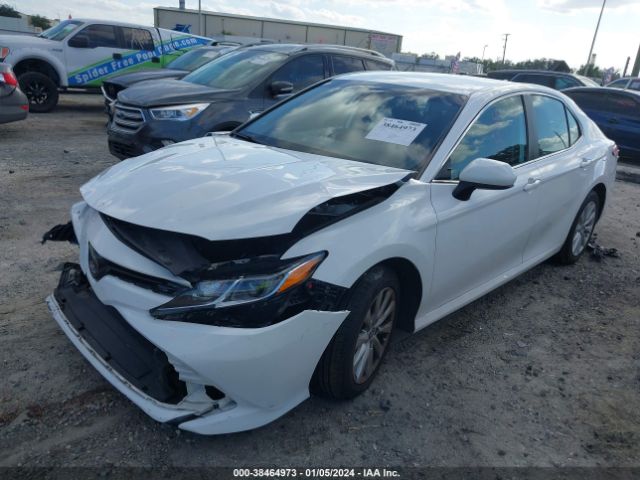 Photo 1 VIN: 4T1C11AK8LU979520 - TOYOTA CAMRY 