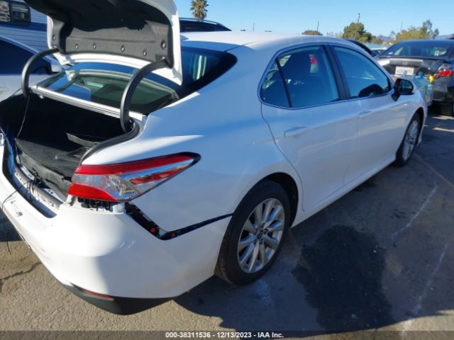 Photo 3 VIN: 4T1C11AK8LU995183 - TOYOTA CAMRY 