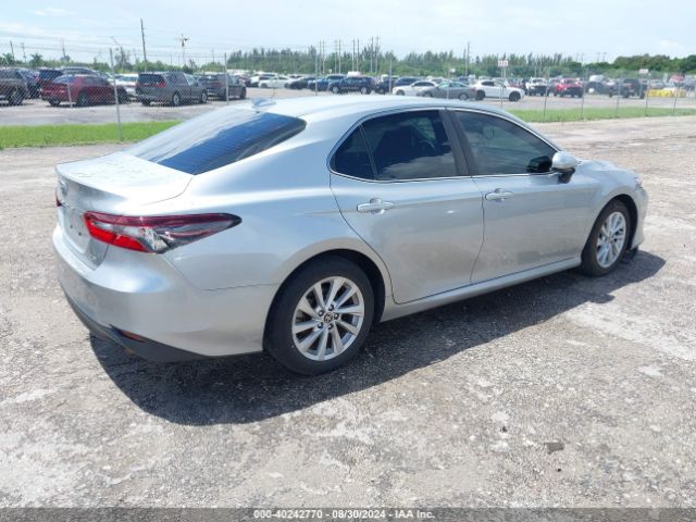 Photo 3 VIN: 4T1C11AK8MU591284 - TOYOTA CAMRY 