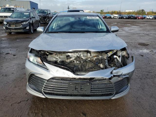 Photo 4 VIN: 4T1C11AK8NU620879 - TOYOTA CAMRY LE 