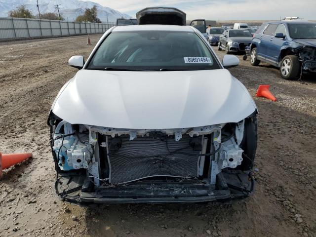 Photo 4 VIN: 4T1C11AK8NU644714 - TOYOTA CAMRY LE 