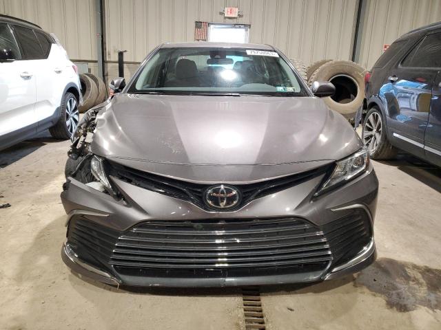 Photo 4 VIN: 4T1C11AK8NU647368 - TOYOTA CAMRY 