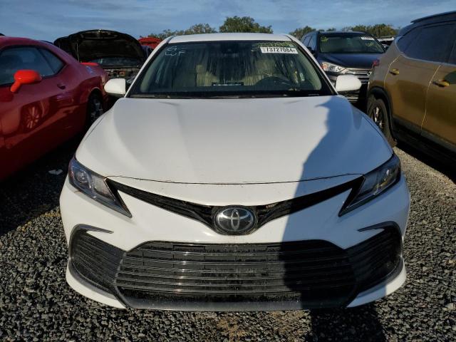 Photo 4 VIN: 4T1C11AK8NU669421 - TOYOTA CAMRY LE 