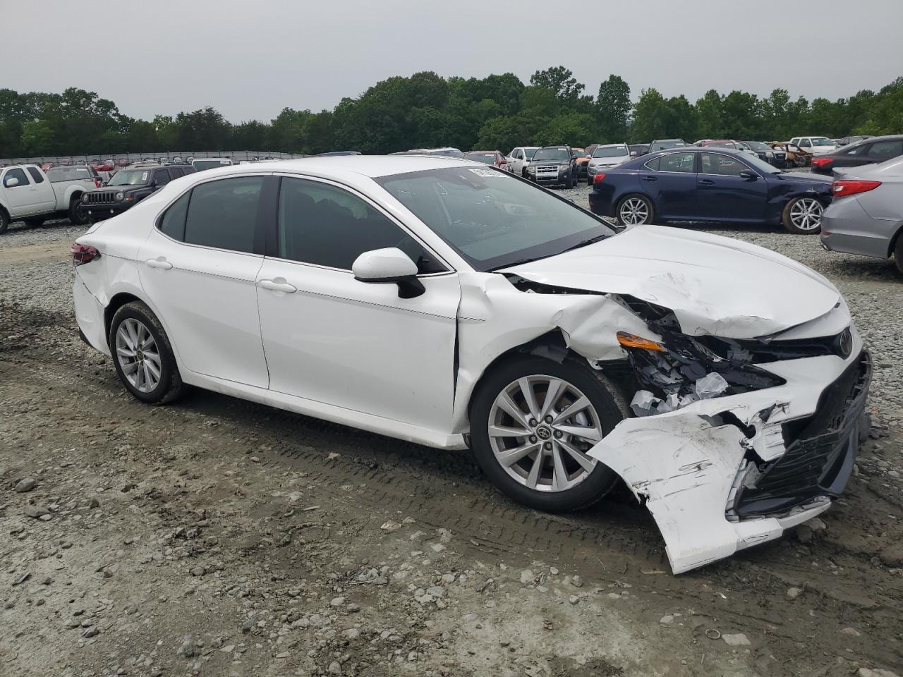 Photo 3 VIN: 4T1C11AK8PU126783 - TOYOTA CAMRY 