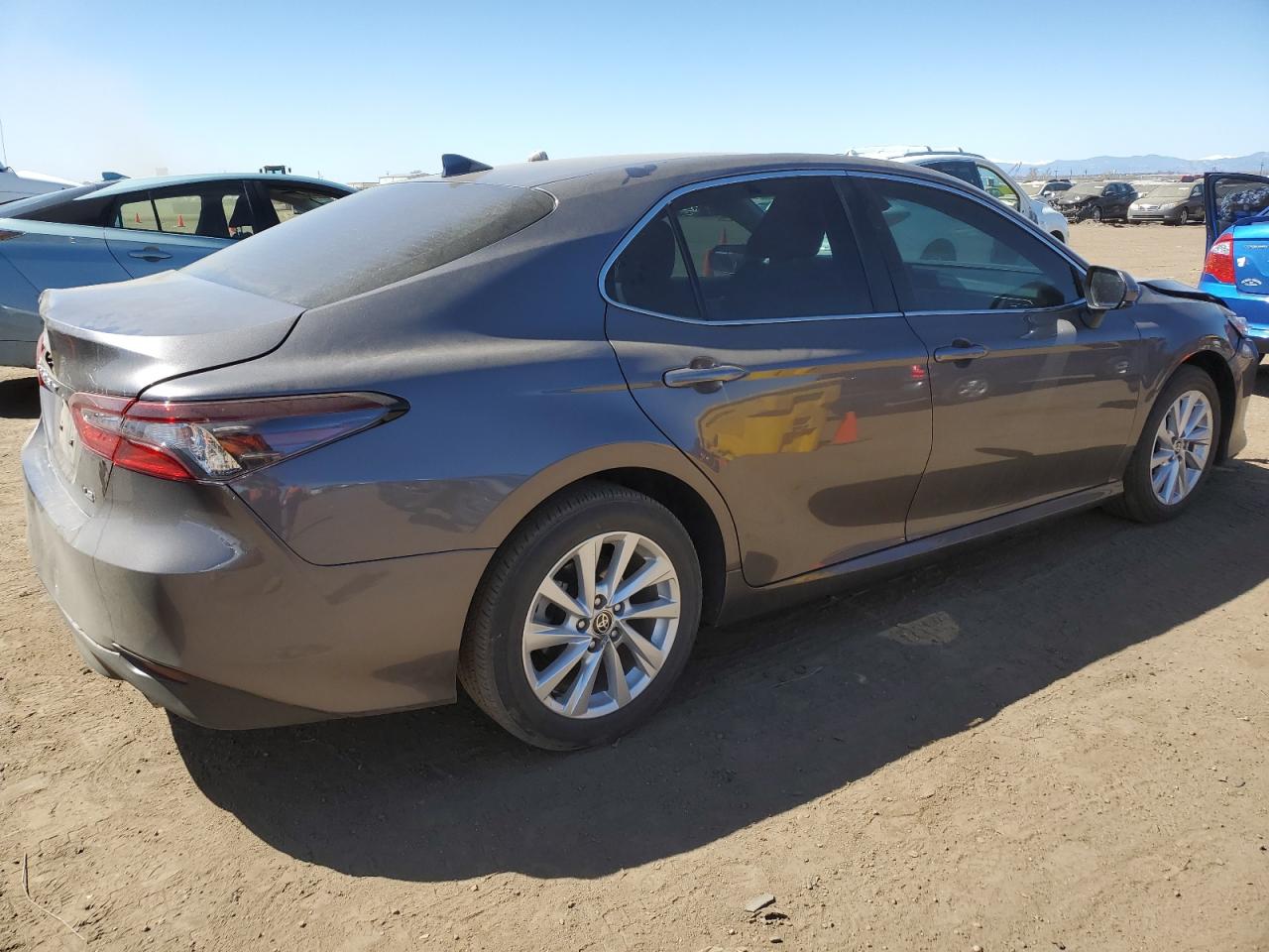 Photo 2 VIN: 4T1C11AK8PU812032 - TOYOTA CAMRY 