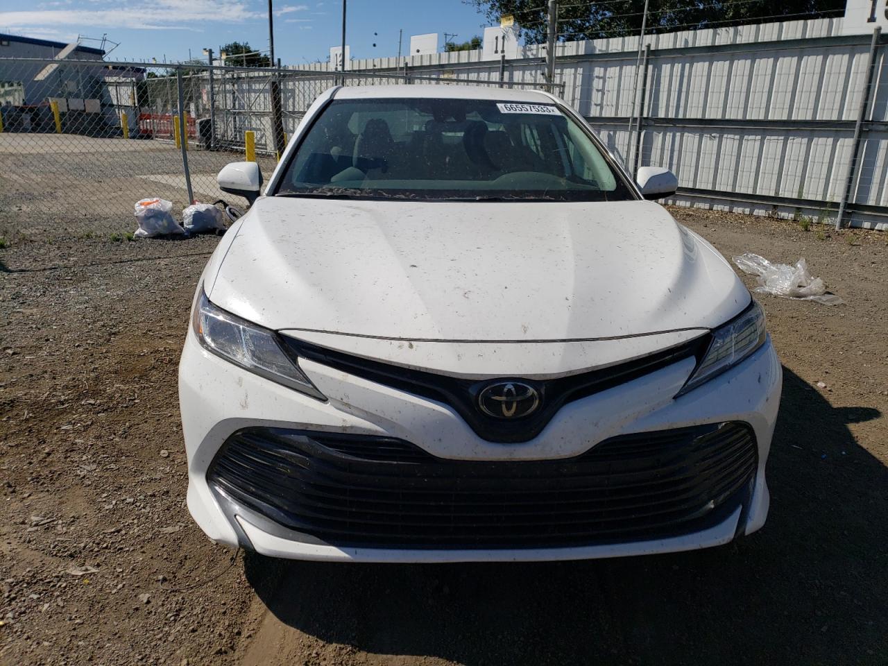 Photo 4 VIN: 4T1C11AK9LU343673 - TOYOTA CAMRY 