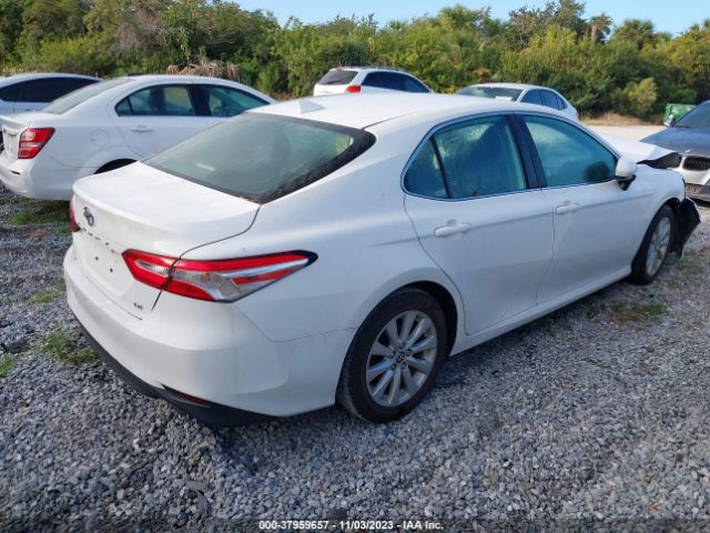 Photo 3 VIN: 4T1C11AK9LU361025 - TOYOTA CAMRY 