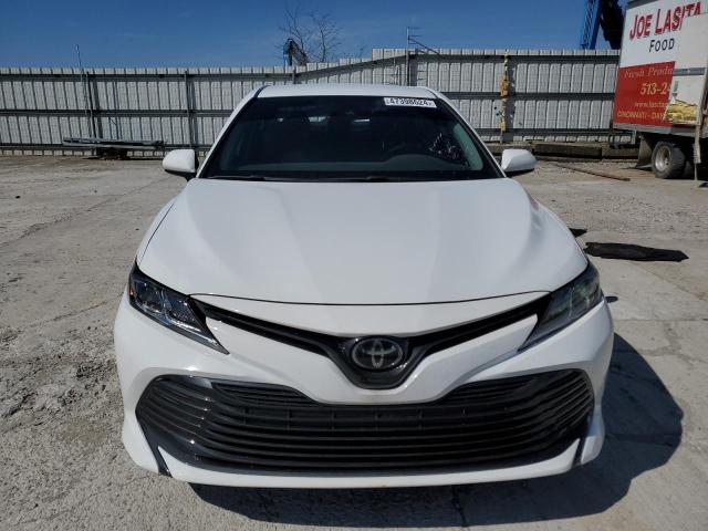 Photo 4 VIN: 4T1C11AK9LU369237 - TOYOTA CAMRY 