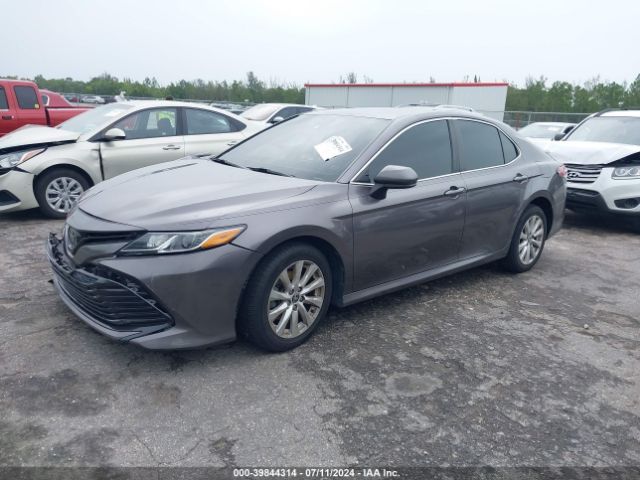 Photo 1 VIN: 4T1C11AK9LU370825 - TOYOTA CAMRY 