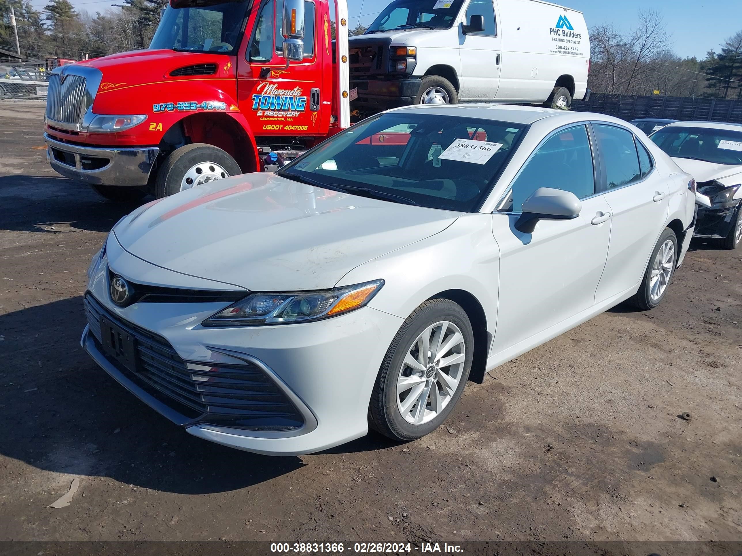 Photo 1 VIN: 4T1C11AK9NU054389 - TOYOTA CAMRY 