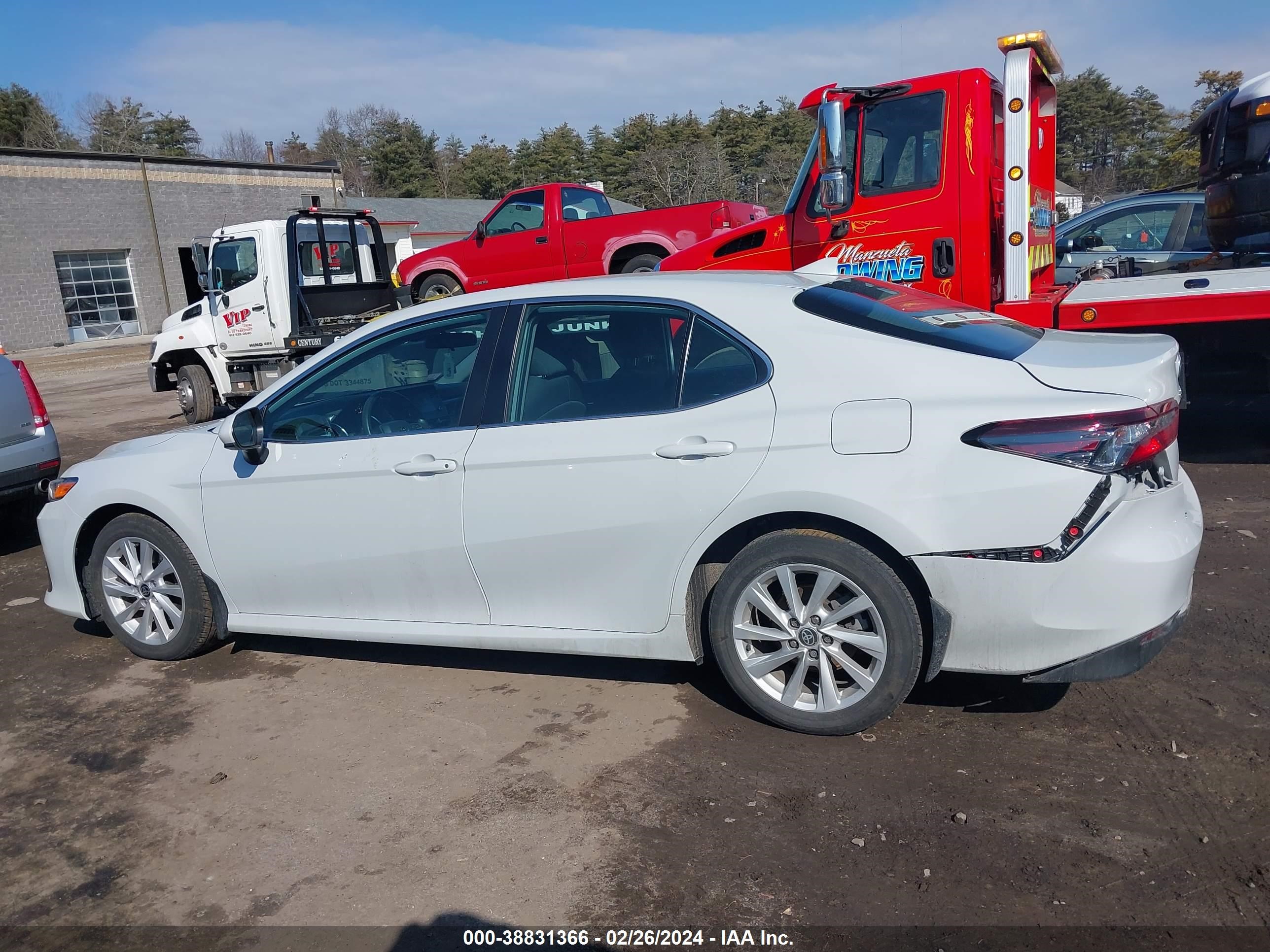 Photo 13 VIN: 4T1C11AK9NU054389 - TOYOTA CAMRY 