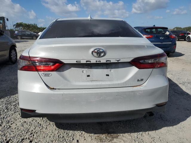 Photo 5 VIN: 4T1C11AK9NU057437 - TOYOTA CAMRY 