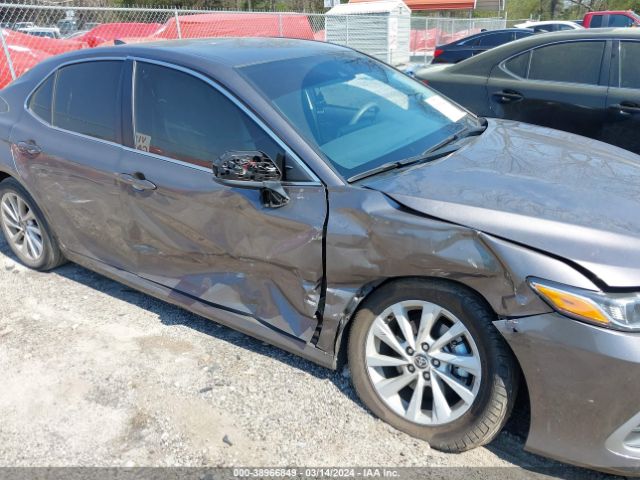 Photo 5 VIN: 4T1C11AK9NU621040 - TOYOTA CAMRY 