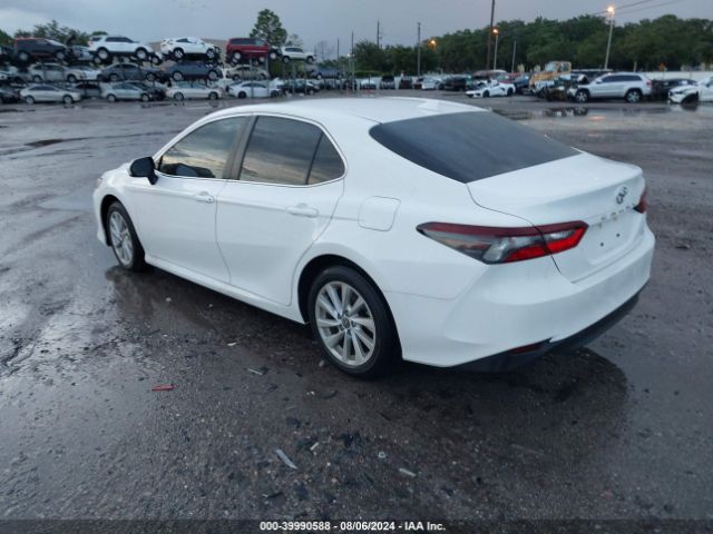 Photo 2 VIN: 4T1C11AK9NU631678 - TOYOTA CAMRY 