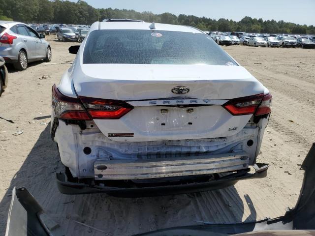 Photo 5 VIN: 4T1C11AK9NU678032 - TOYOTA CAMRY LE 