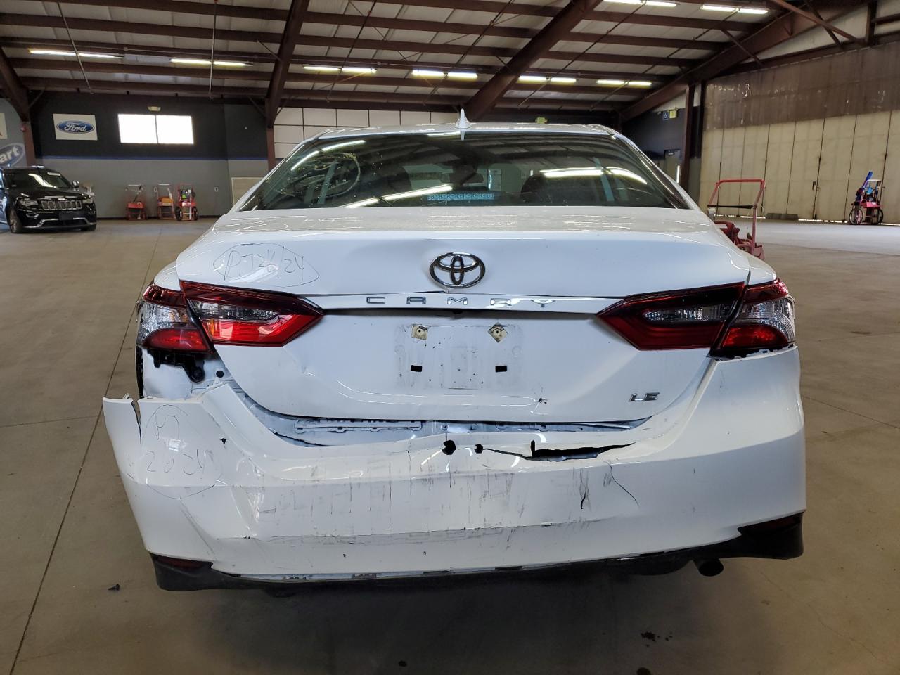 Photo 5 VIN: 4T1C11AK9PU167908 - TOYOTA CAMRY 