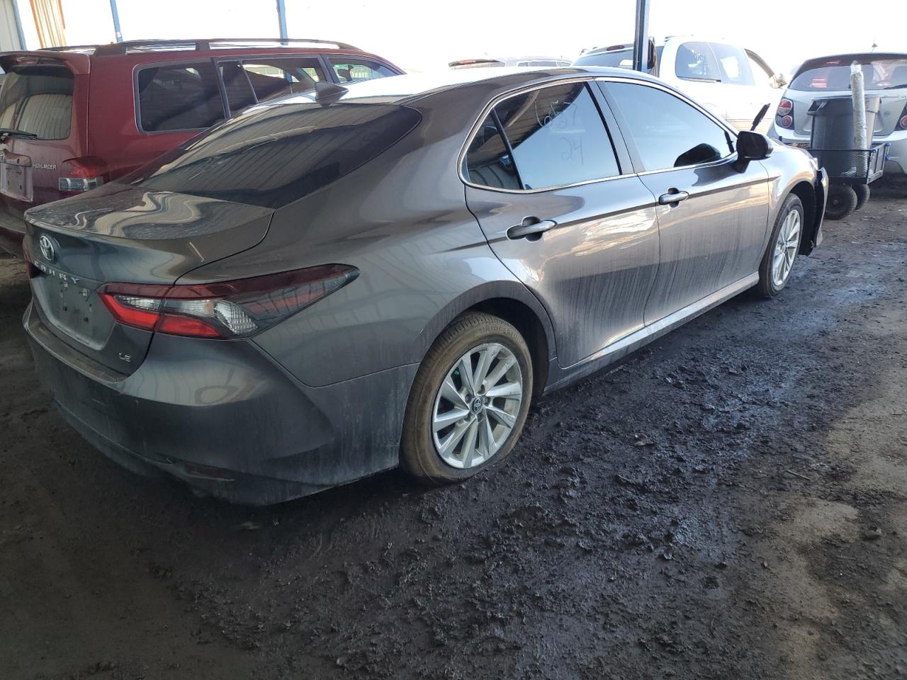 Photo 2 VIN: 4T1C11AK9PU180335 - TOYOTA CAMRY 