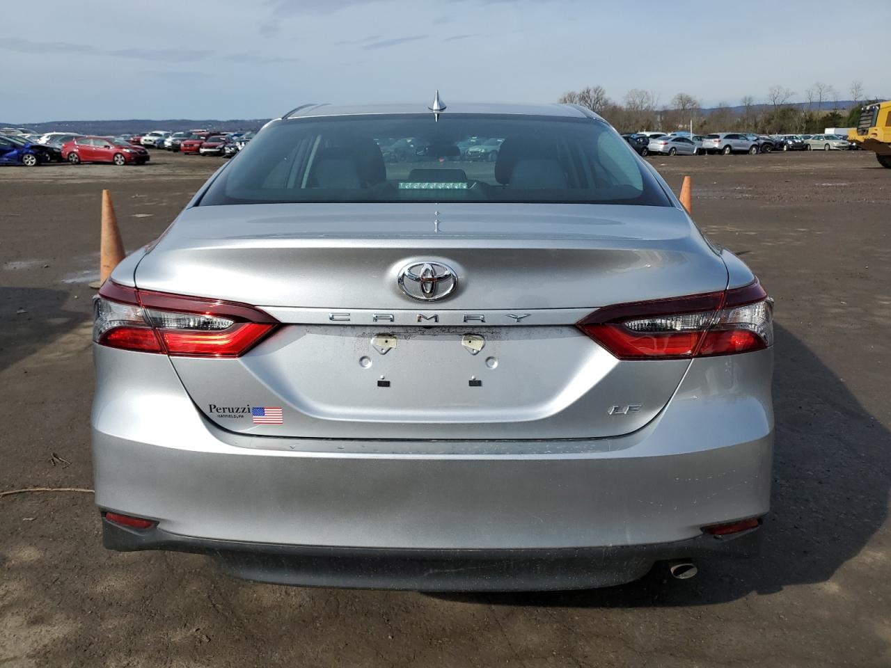 Photo 5 VIN: 4T1C11AK9PU769448 - TOYOTA CAMRY 