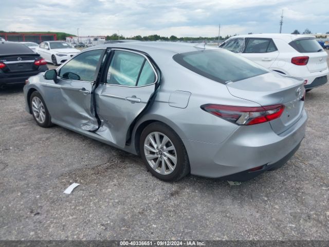 Photo 2 VIN: 4T1C11AK9PU817966 - TOYOTA CAMRY 