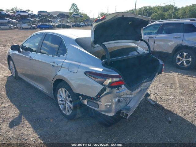 Photo 2 VIN: 4T1C11AK9PU821077 - TOYOTA CAMRY 