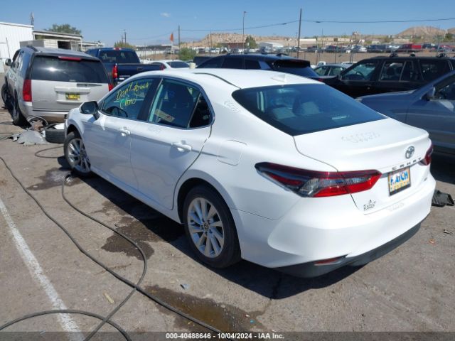 Photo 2 VIN: 4T1C11AK9RU866653 - TOYOTA CAMRY 