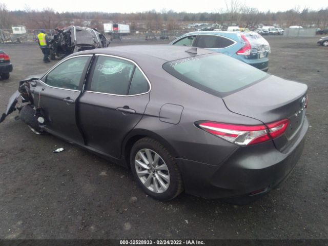 Photo 2 VIN: 4T1C11AKXLU896784 - TOYOTA CAMRY 