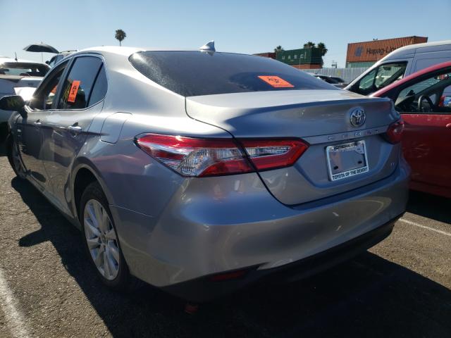 Photo 2 VIN: 4T1C11AKXLU962704 - TOYOTA CAMRY LE 