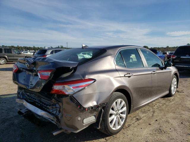 Photo 3 VIN: 4T1C11AKXLU977610 - TOYOTA CAMRY LE 