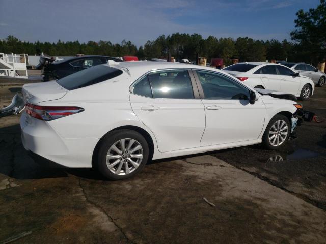 Photo 2 VIN: 4T1C11AKXLU986887 - TOYOTA CAMRY LE 