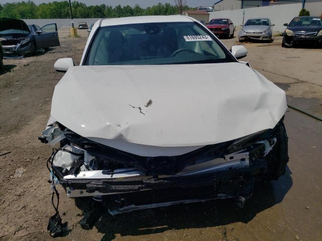 Photo 4 VIN: 4T1C11AKXMU553586 - TOYOTA CAMRY 