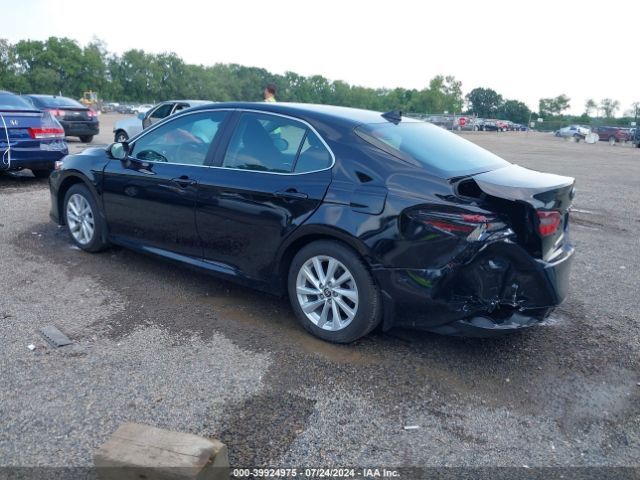 Photo 2 VIN: 4T1C11AKXMU596549 - TOYOTA CAMRY 