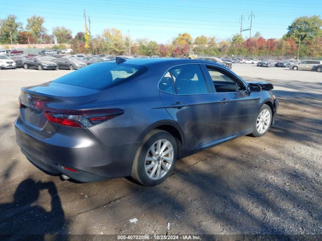 Photo 3 VIN: 4T1C11AKXMU612538 - TOYOTA CAMRY 