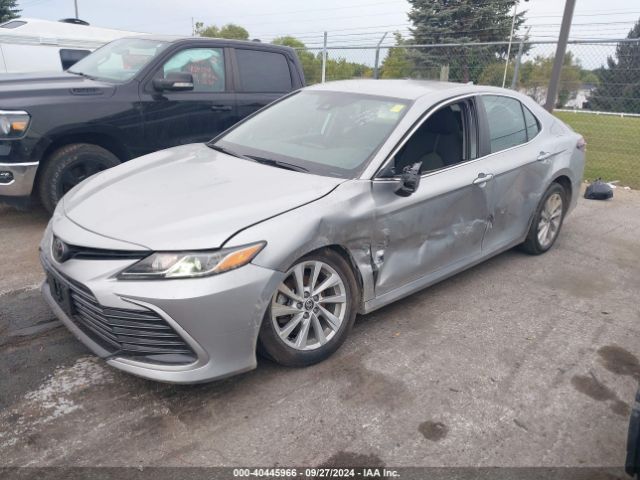 Photo 1 VIN: 4T1C11AKXNU015830 - TOYOTA CAMRY 